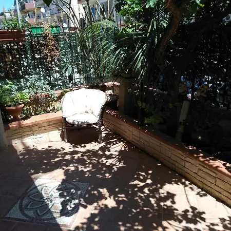 Apartment Deliziosa Casetta A 300mt Dal Mare